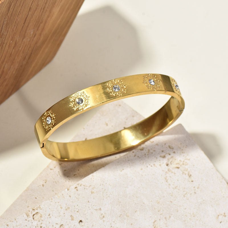 Bracelet rétro tournesol serti de diamants, manchette dorée polie