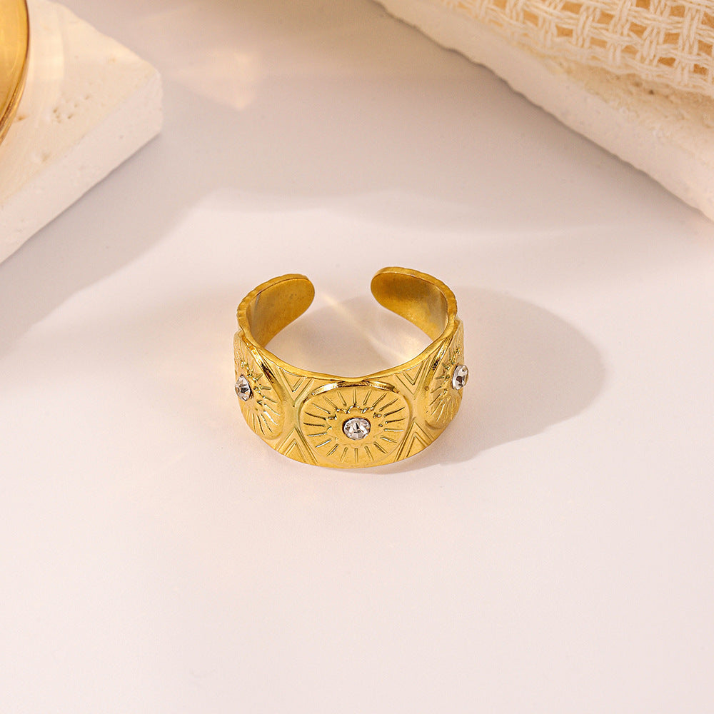 Bague ouverte en or, sertie de diamants